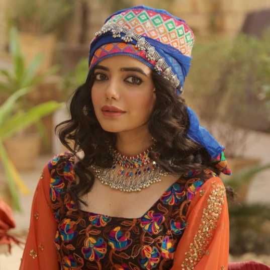 Celebrity Gunveen Manchanda - Tring India