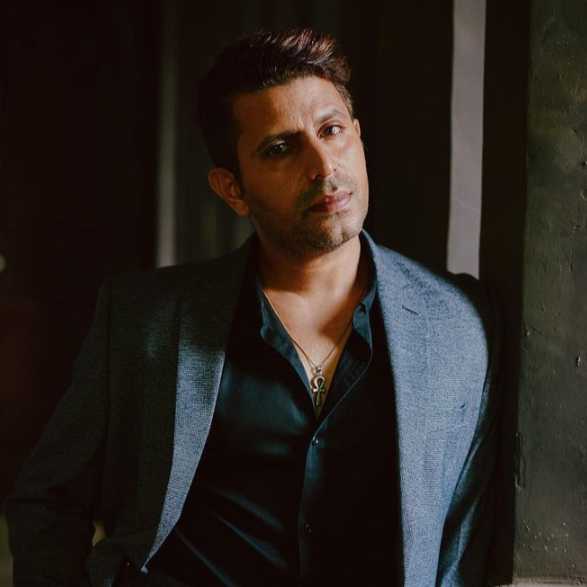 Celebrity Faruk Kabir - Tring India