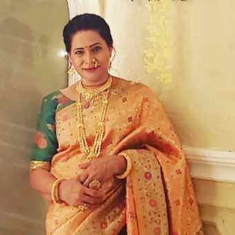 Celebrity Sanyogeeta Bhave - Tring India