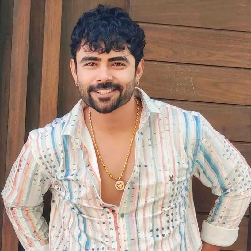 Celebrity Lucky Saini - Tring India