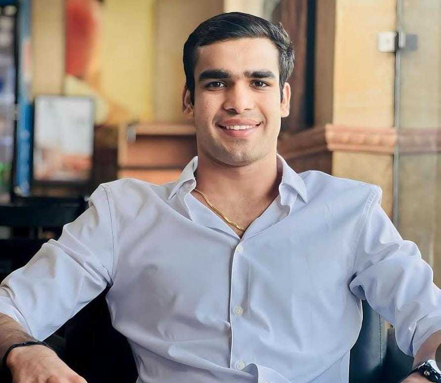 Celebrity Akshay Siwach - Tring India