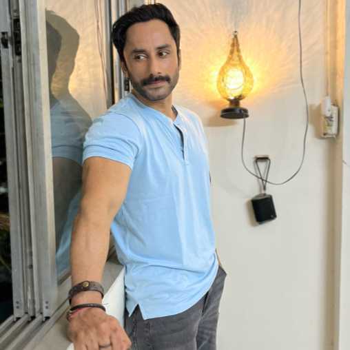 Celebrity Amit Verma - Tring India