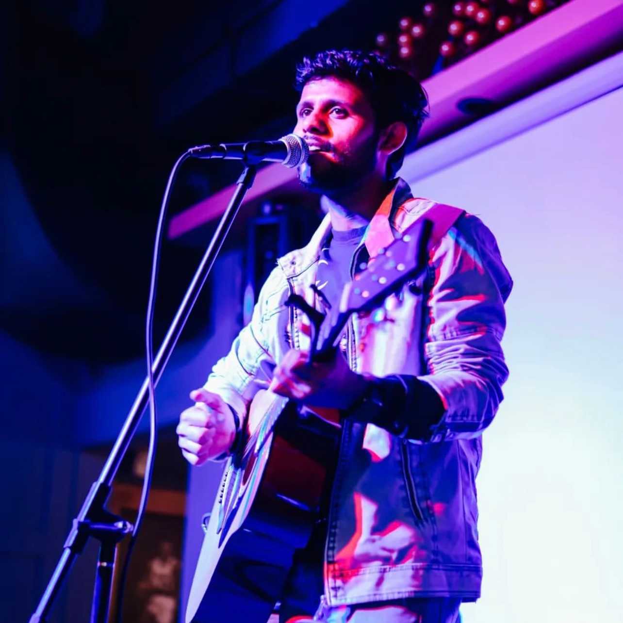 Celebrity Sawan the band - Tring India