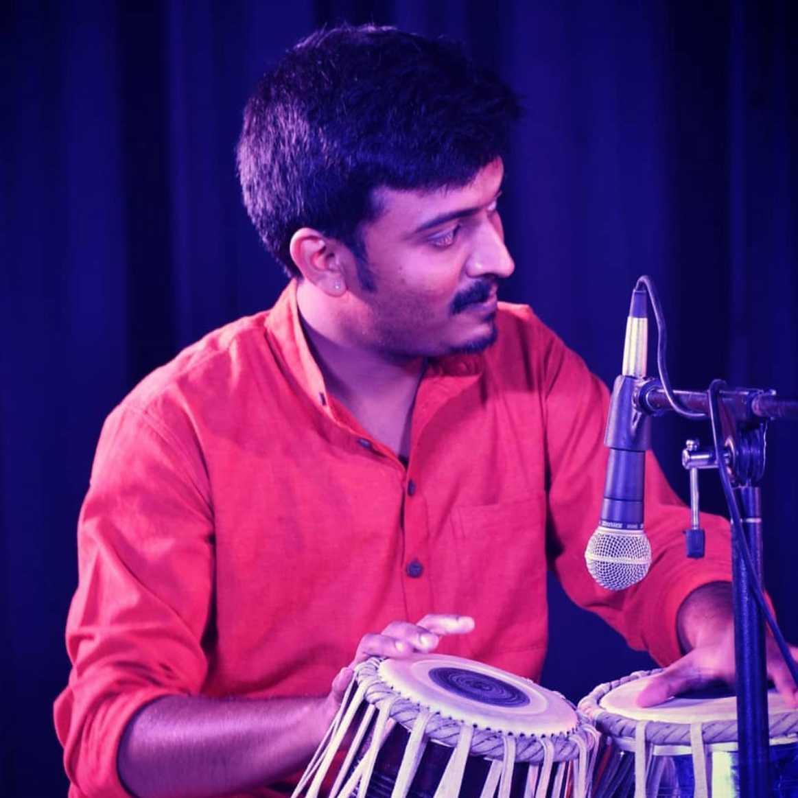 Celebrity Hitendra Shrivastava - Tring India