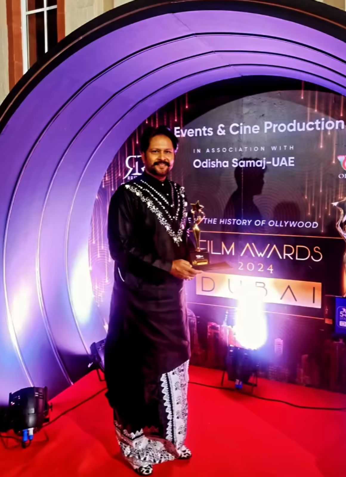 Celebrity Sritam Das - Tring India