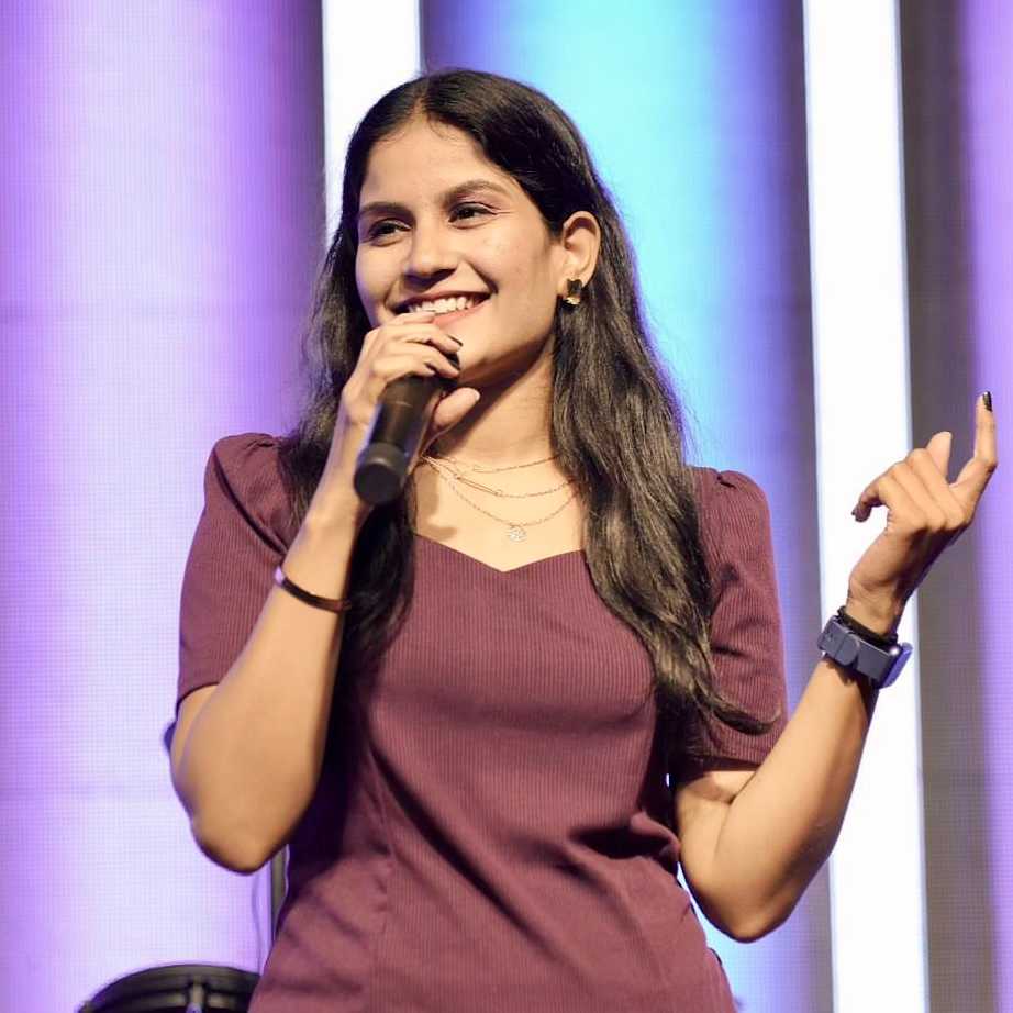 Celebrity Sanya Acharya - Tring India