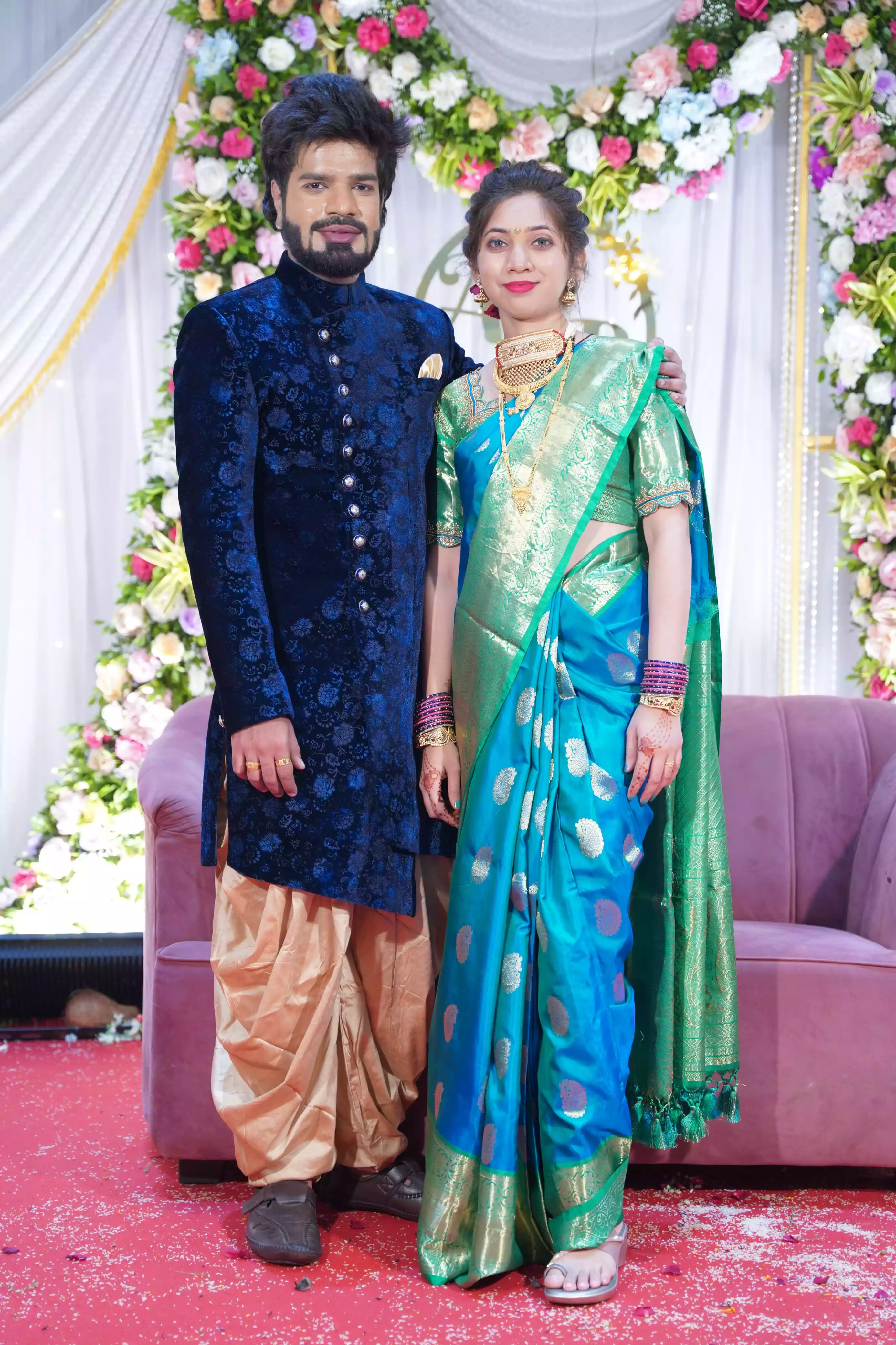 Celebrity Rohit KaduDeshmukh - Tring India