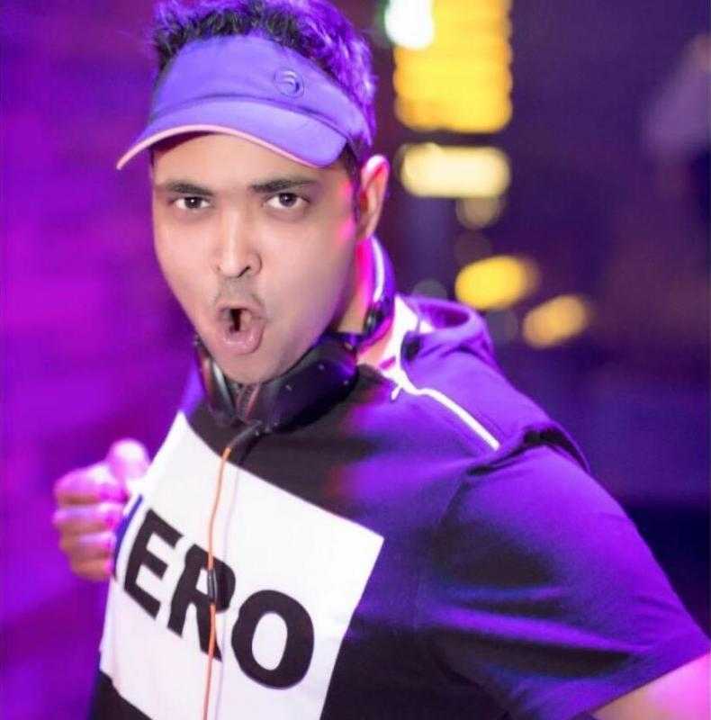 Celebrity Vipul Khurana - Tring India