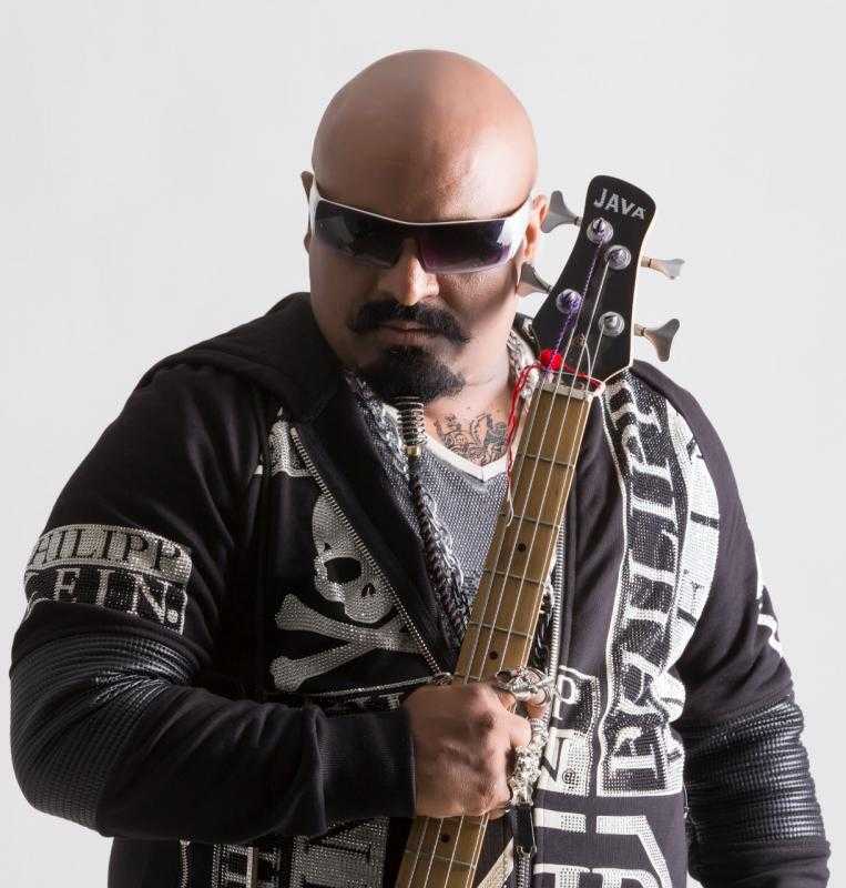 Celebrity Arvind Vegda - Tring India